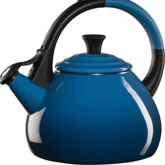 Le Creuset Other - Le Creuset Enamel On Steel Oolong Tea Kettle, 1.6 qt., Marseille